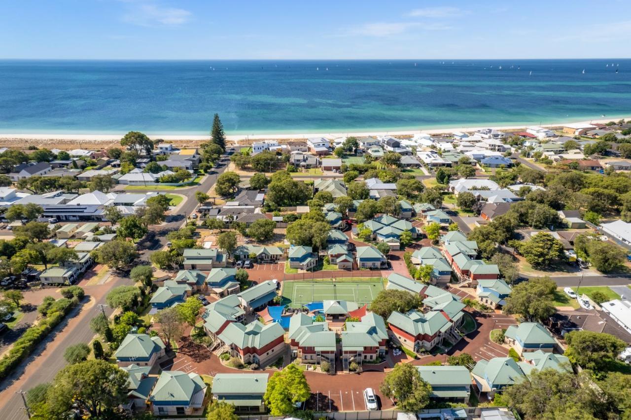 Amalfi Resort Busselton Exterior photo