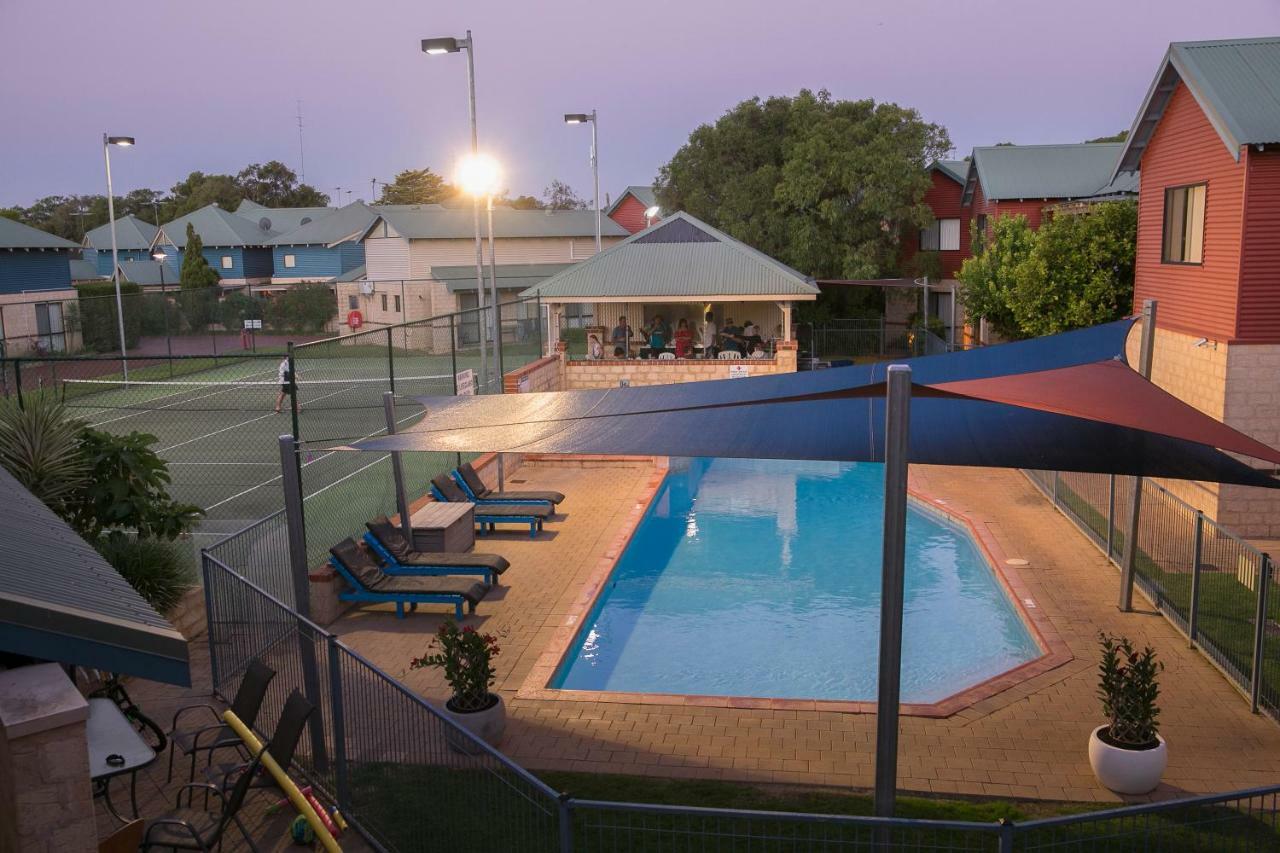 Amalfi Resort Busselton Exterior photo
