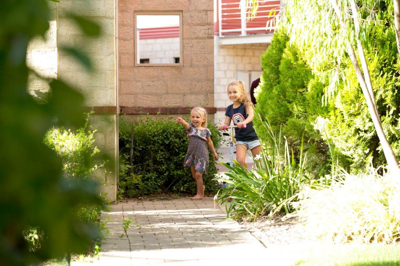 Amalfi Resort Busselton Exterior photo